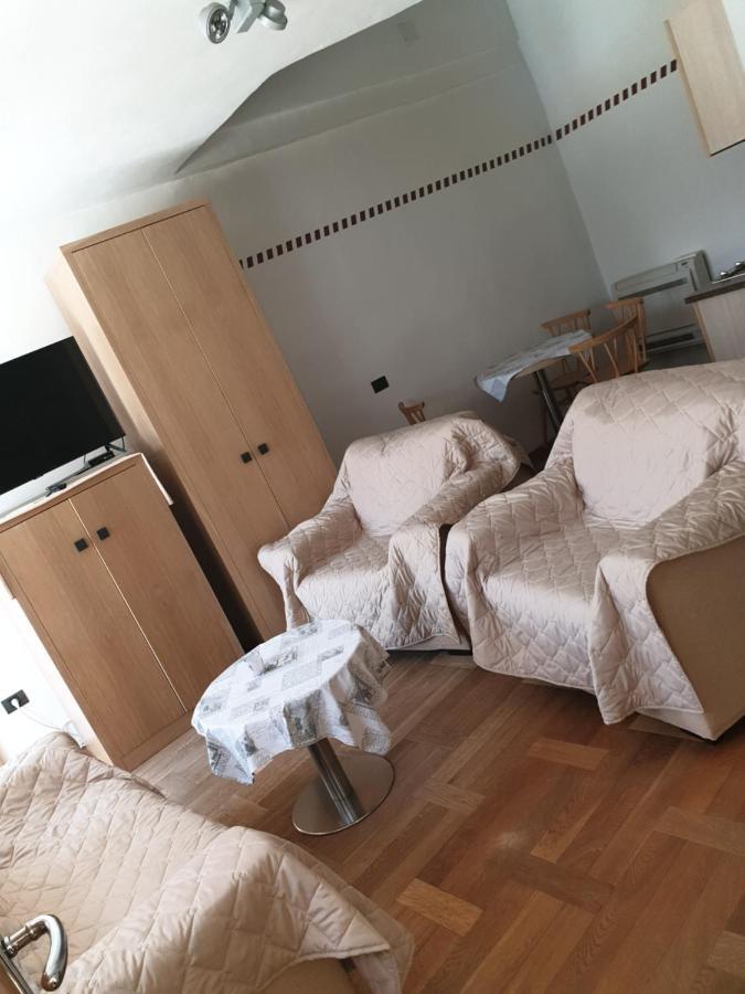 Smartno Apartmaji Sobe Josko Appartement Buitenkant foto